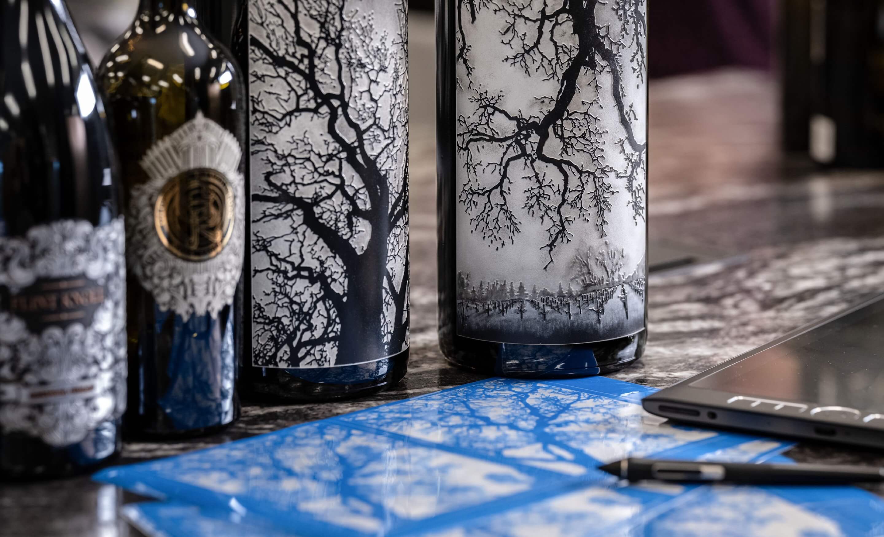 Glass Bottle Screen Printing Wine Bottle Etching Bergin Glass