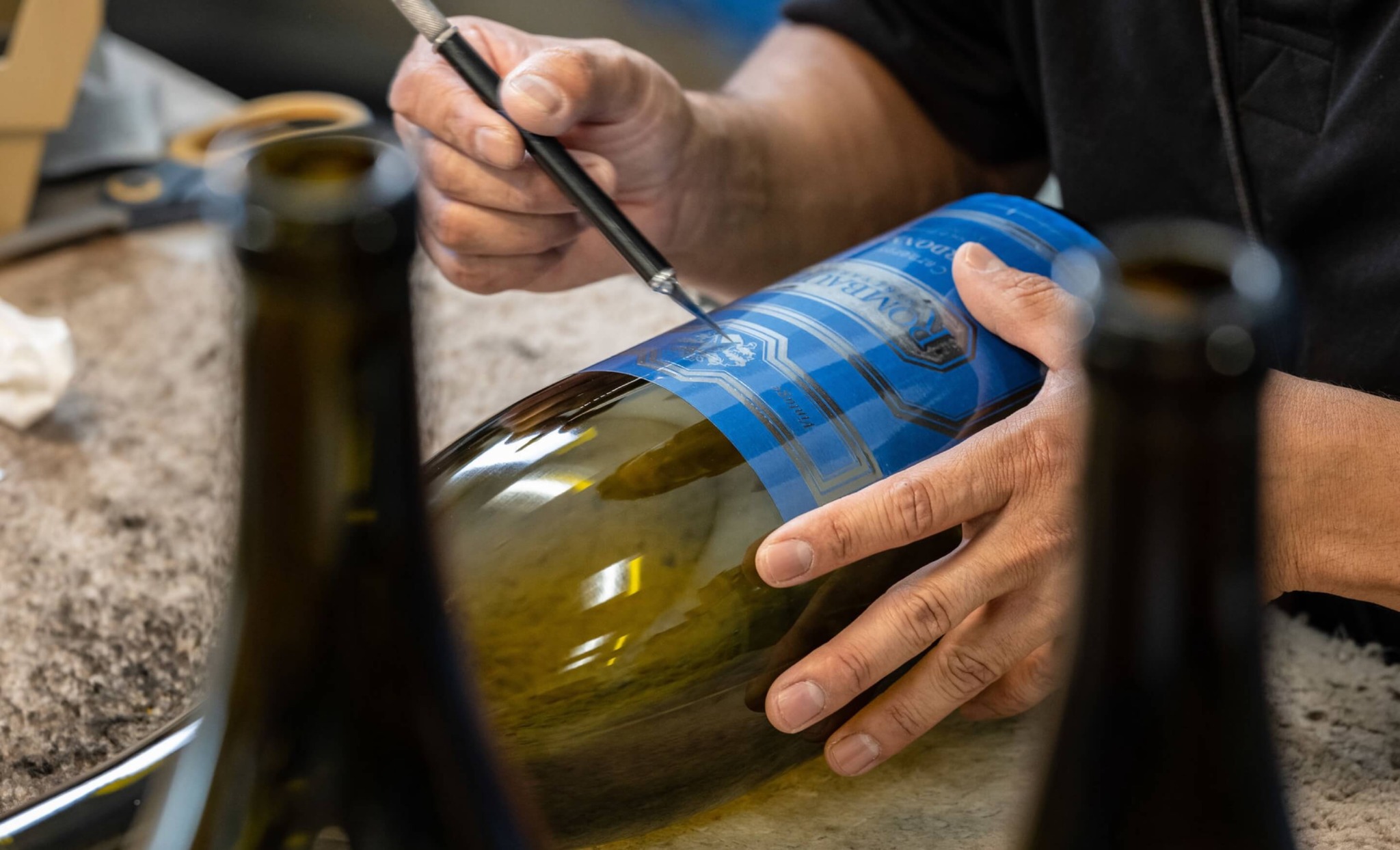 Glass Bottle Screen Printing Wine Bottle Etching Bergin Glass