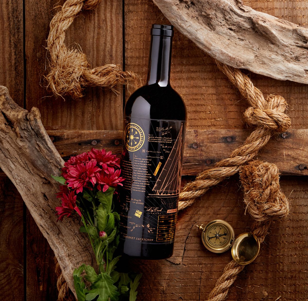 full wrap design on wine bottle