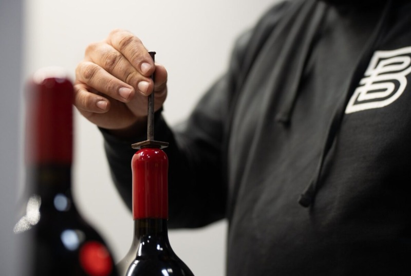 wine bottle waxing
