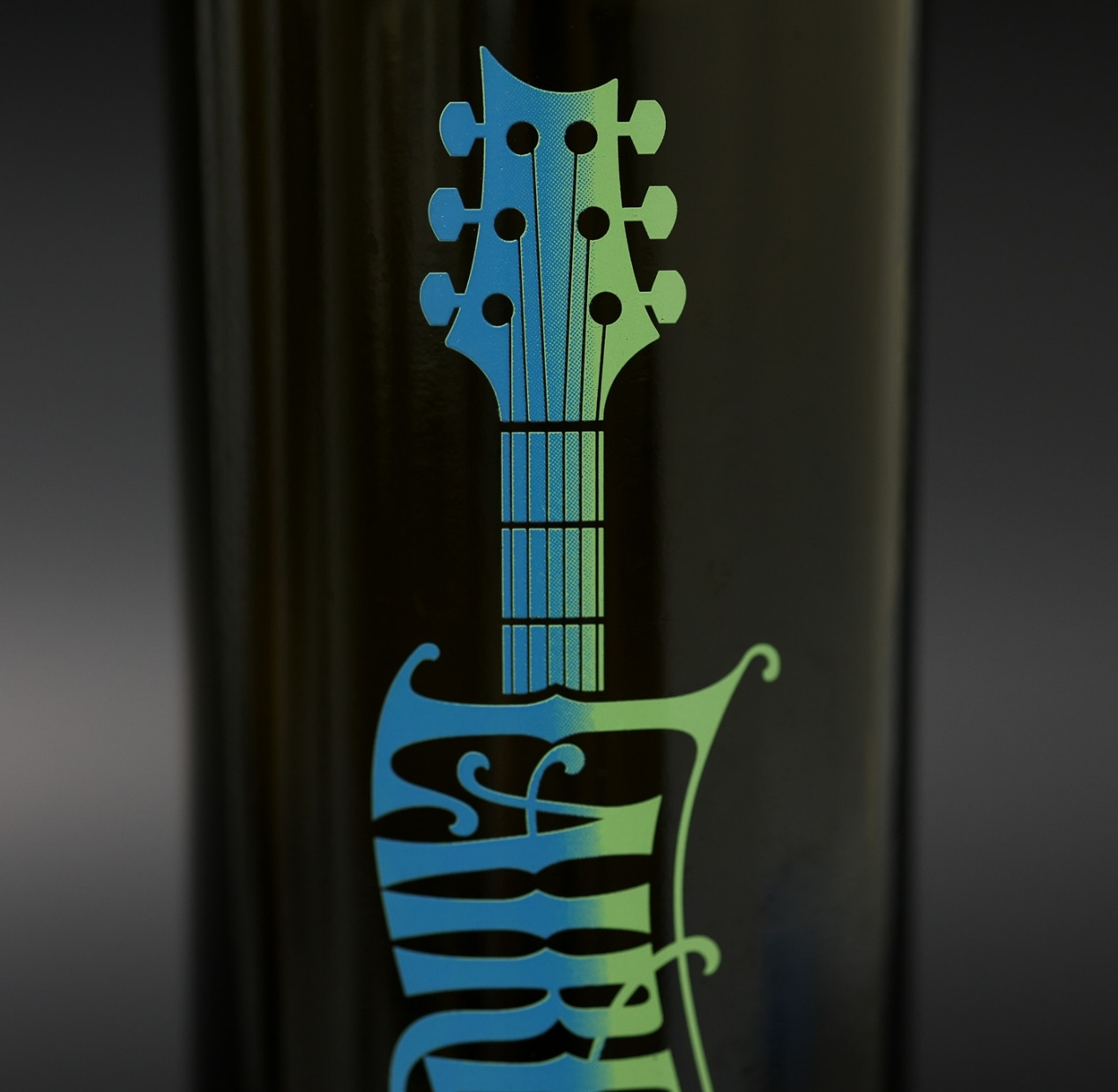 color gradient wine label design