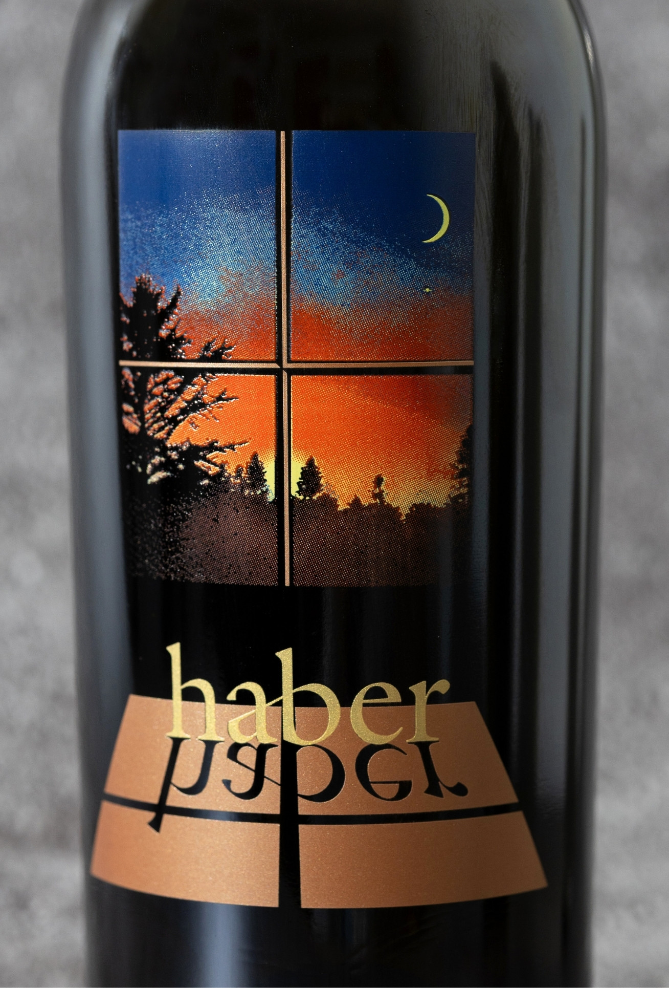 halftones in wine label design