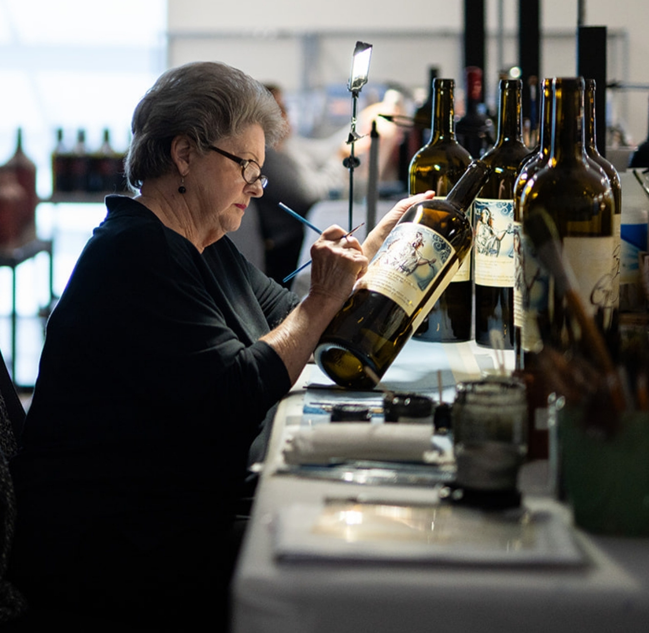 handpainting Fantesca wine labels